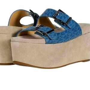 MICHAEL KORS Women's DELILAH Logo and Suede Platform Sandal size: 6M